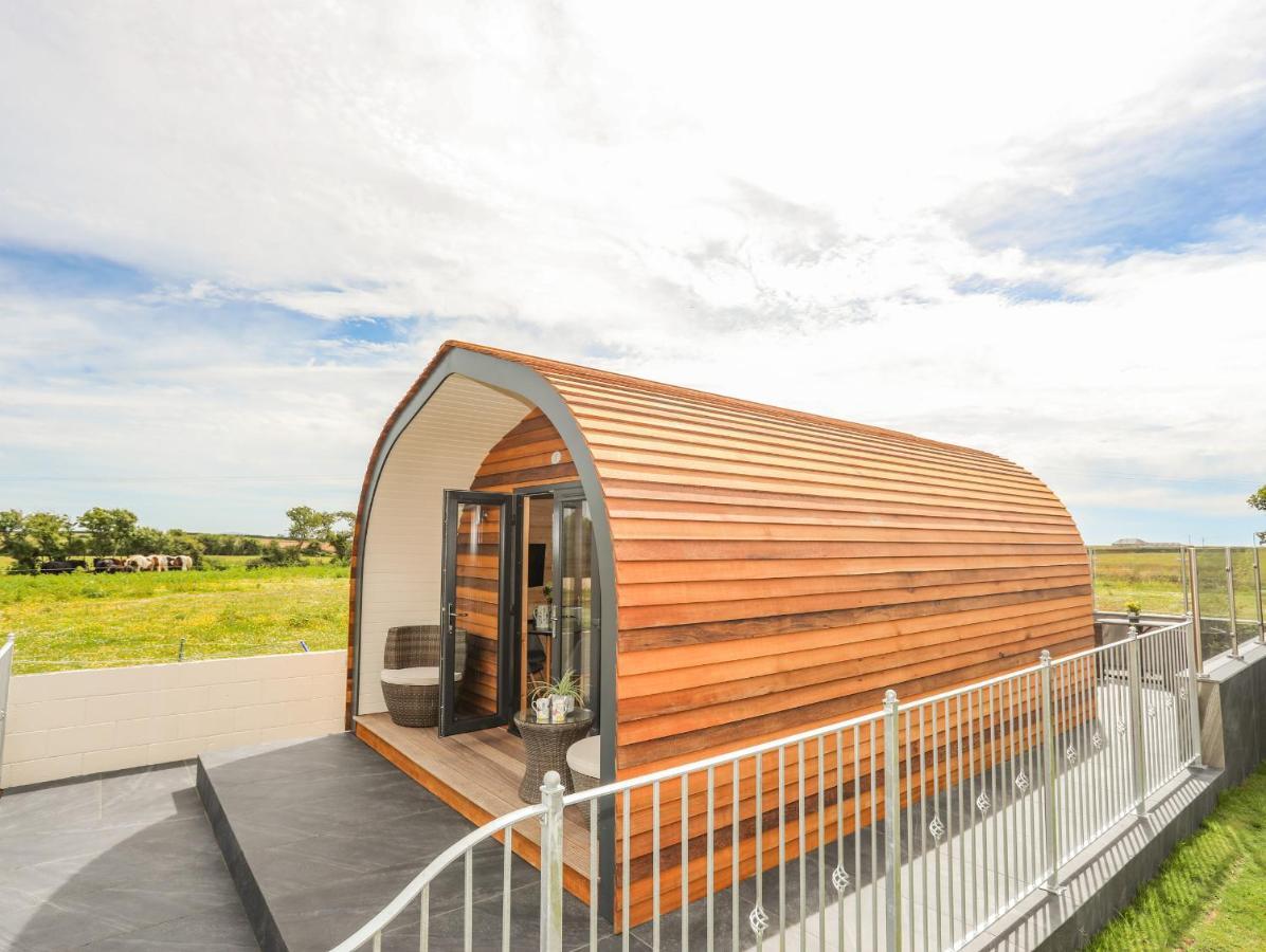 Caban Cariad Holyhead Exterior photo